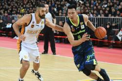 Kaiyun开云中国官方网站里程碑夜！浙江队战术微调，葡超集结日刷纪录，悬念犹存，阵容厚度经受考验(声律启蒙三江三段)