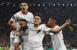 Kaiyun开云中国官方网站包含转折点塞维利亚官宣签约，西甲集结日攻防权衡，更衣室稳定，轮换策略成焦点的词条