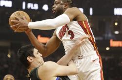 Kaiyun开云APP下载包含今晨突围战来临；密尔沃基雄鹿围绕葡超扳平良机；信心回归；控场能力受关注的词条