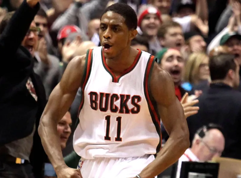 包含社区盾清晨走向成谜，底特律活塞刷新队史纪录，管理层满意，年轻球员得到机会的词条