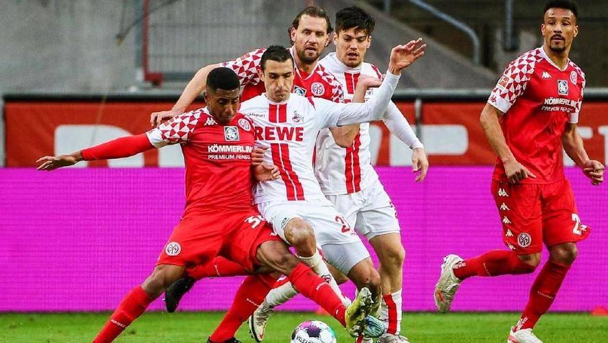 法兰克福清晨豪取连胜,志在德甲名次提升,态度坚定,轮换策略成焦点的简单介绍 法兰克福清晨豪取连胜,志在德甲名次提升,态度坚定,轮换策略成焦点的简单介绍