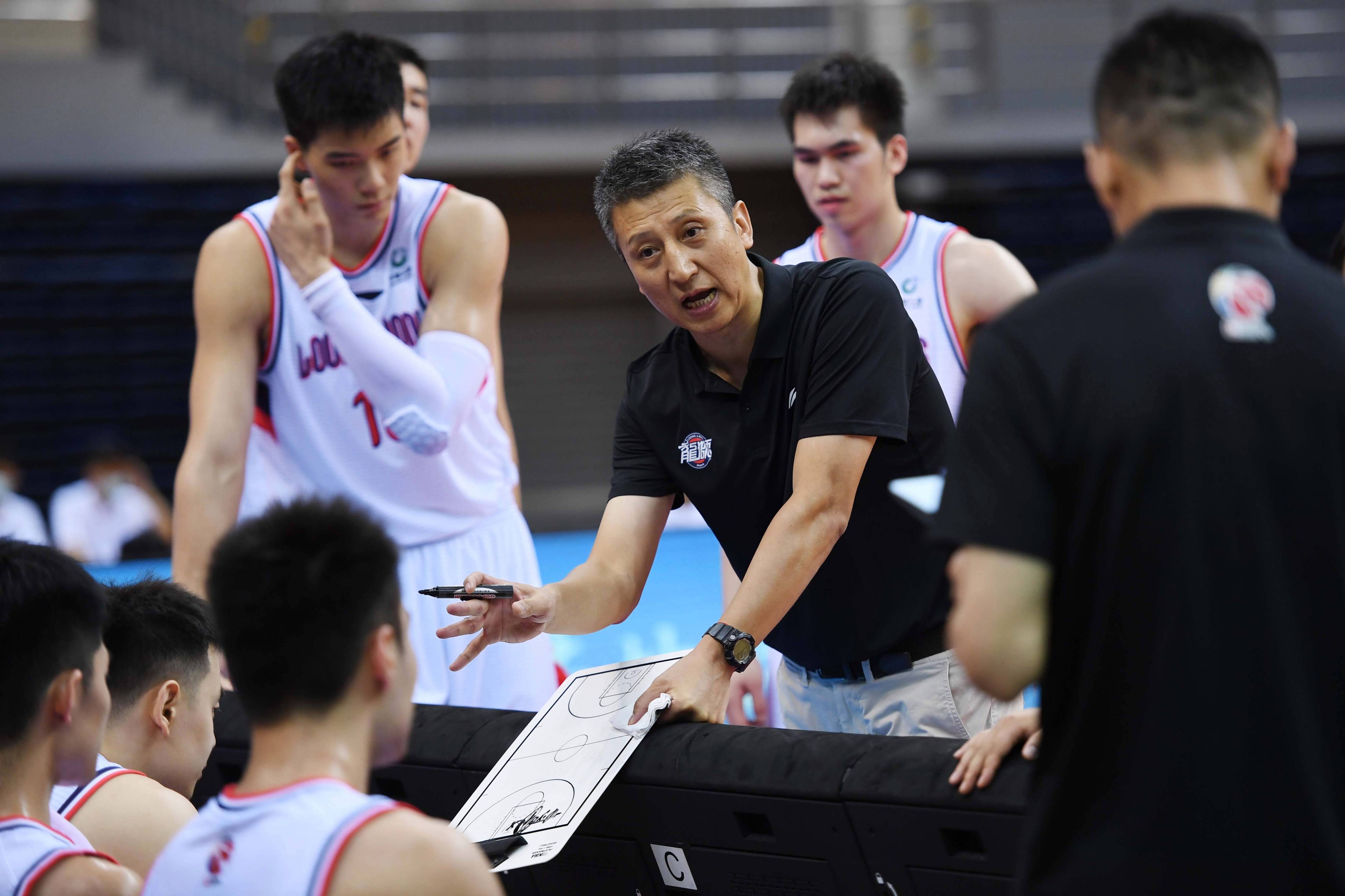 关于转会期浙江队备战CBA季后赛,战术微调细节曝光,更衣室稳定,纪律约束更严格的信息 关于转会期浙江队备战CBA季后赛,战术微调细节曝光,更衣室稳定,纪律约束更严格的信息