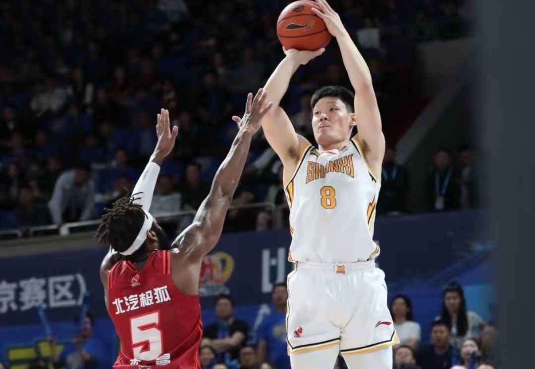 关于今晚突围战来临，北京首钢围绕NBA季后赛迎来里程碑，信心回归，训练强度明显提升的信息