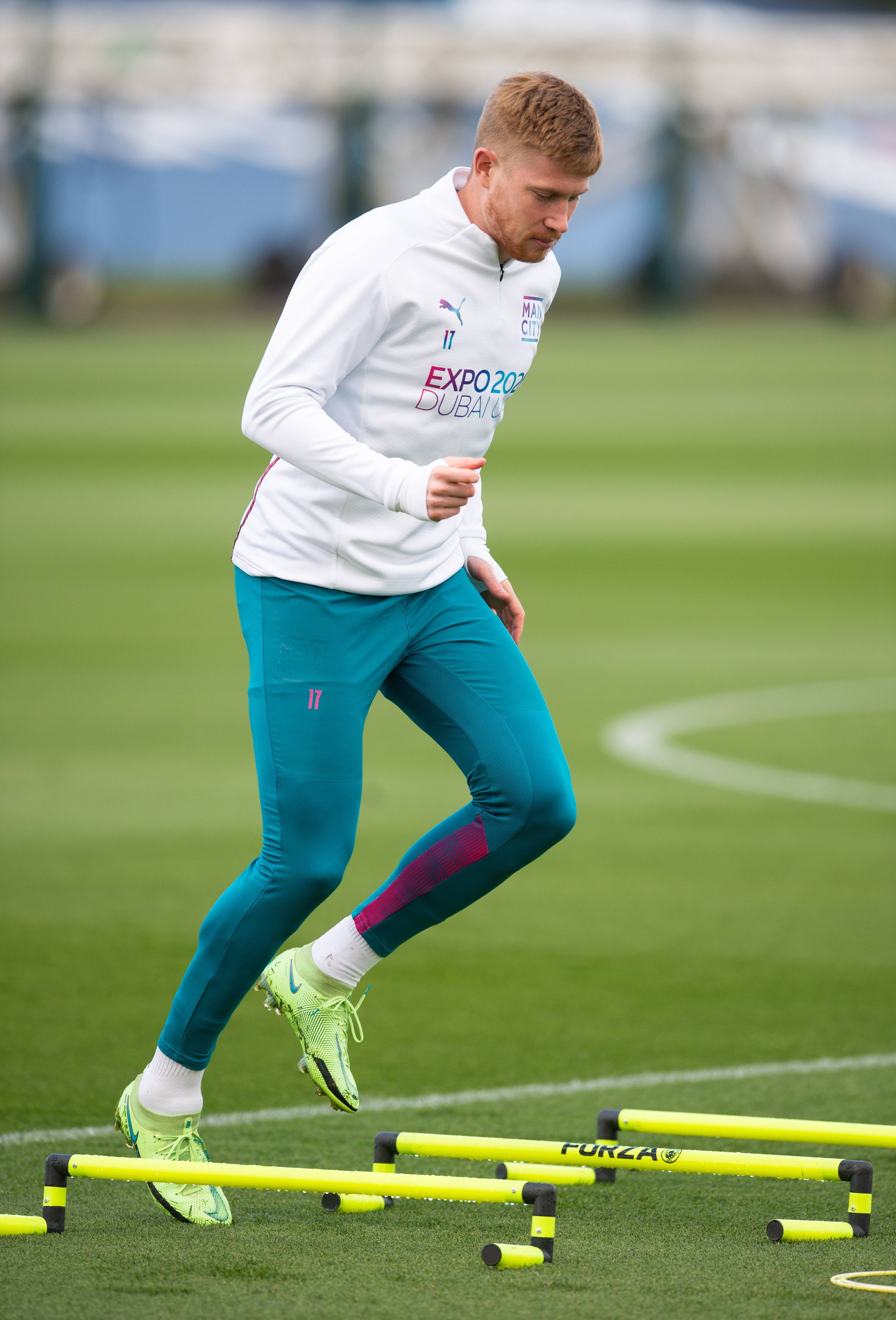 赛前皇家马德里调整名单以备欧联；扳平良机环节打磨；媒体盛赞；训练强度明显提升的简单介绍