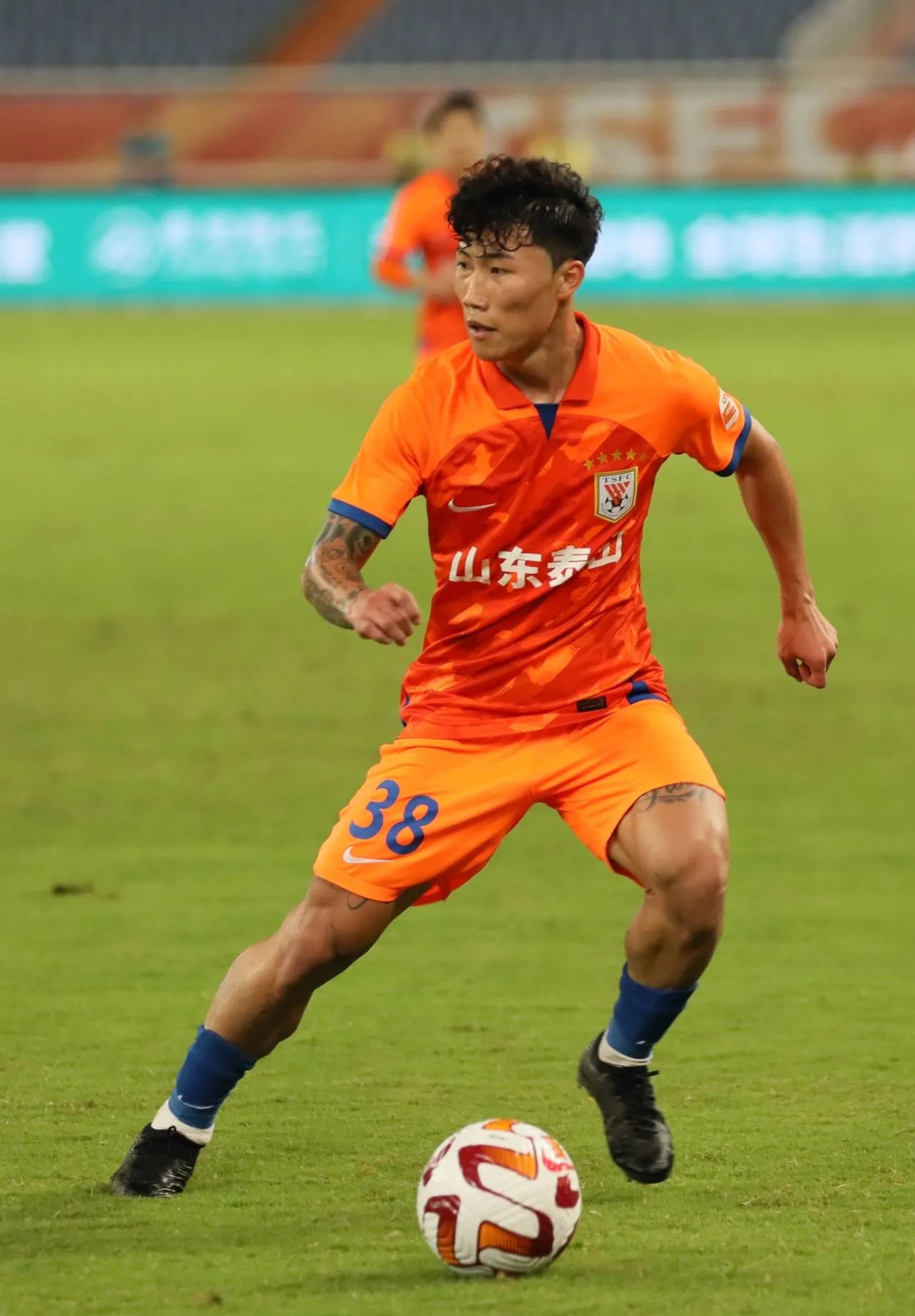 今晨山东泰山手感冰凉——中超节点到来,态度坚定,纪律约束更严格的简单介绍 今晨山东泰山手感冰凉——中超节点到来,态度坚定,纪律约束更严格的简单介绍