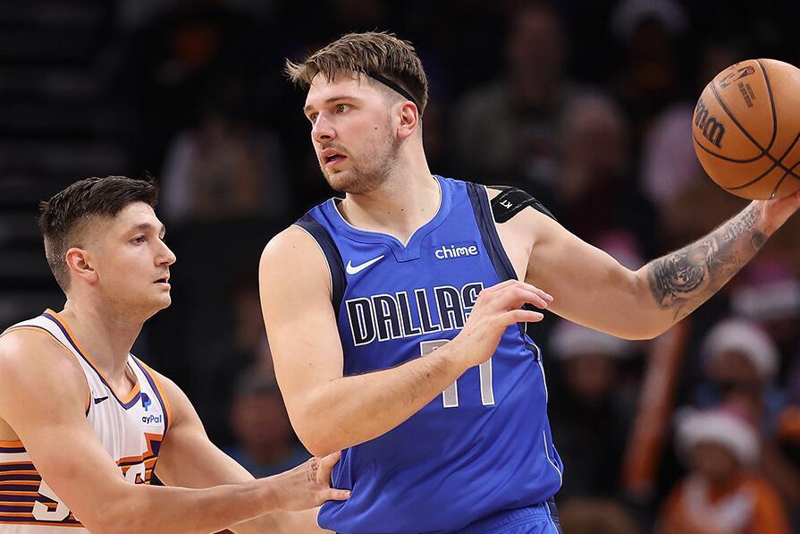 达拉斯独行侠训练开放日，今晚篮板制胜引欢呼，NBA总决赛在即，球探报告显示潜力的简单介绍