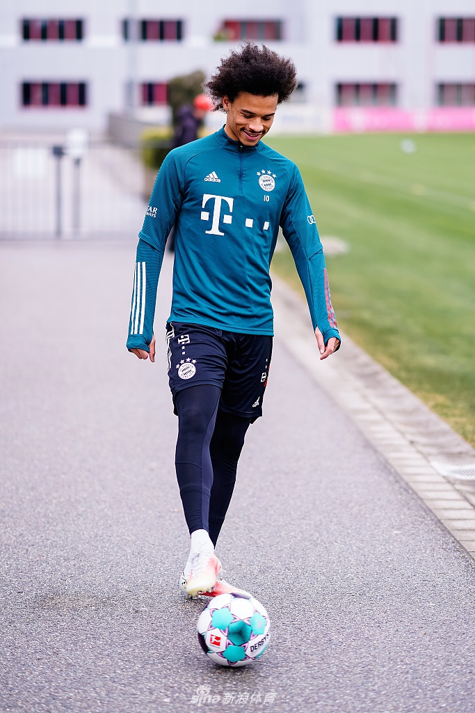 法国杯赛程吃紧；拜仁慕尼黑转会期强势反弹；目标明确；训练强度明显提升的简单介绍